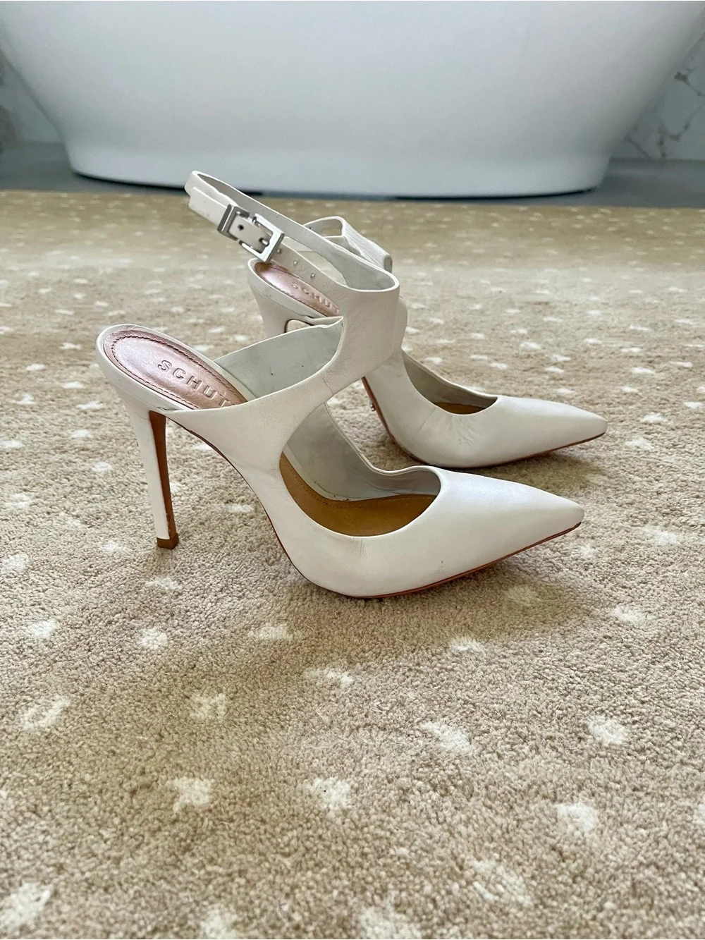 SCHUTZ White Pointed Slingback Stiletto Pumps - Picture 1 of 5